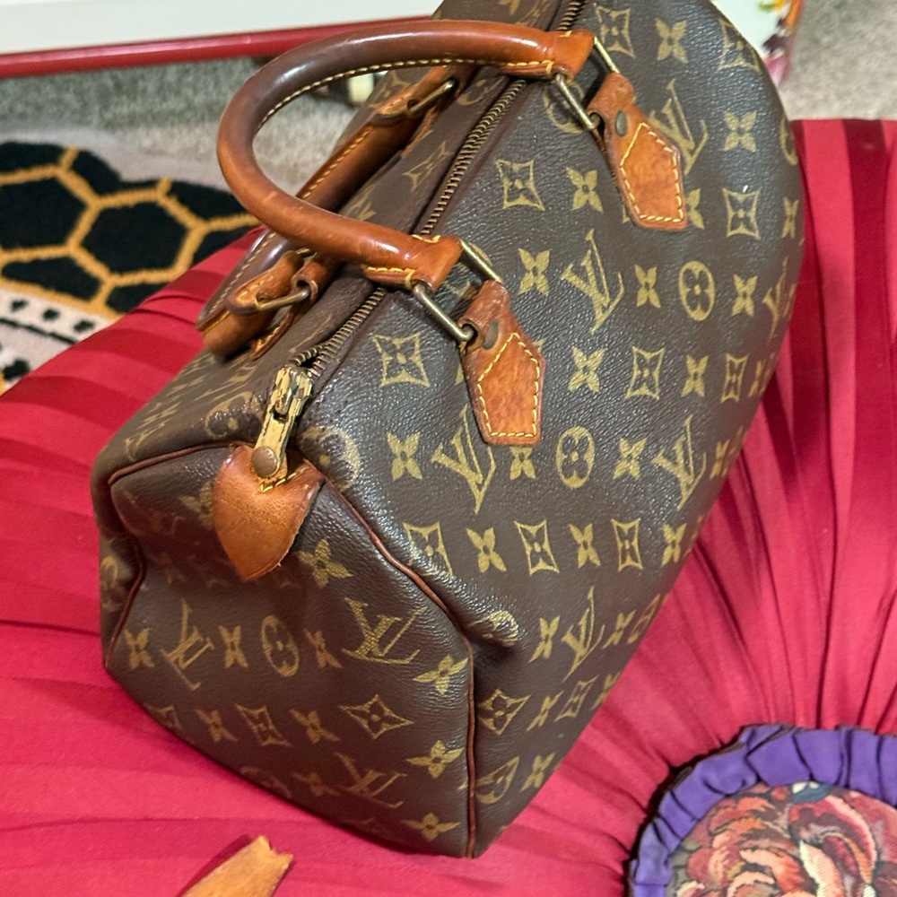 Sold elsewhere Authentic Louis Vuitton Brown and Gold speedy 25 Bag